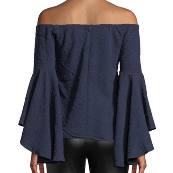 🔔 Free Generation Off-the- shoulder Bell Sleeve 🔔 - Picture 2 of 5